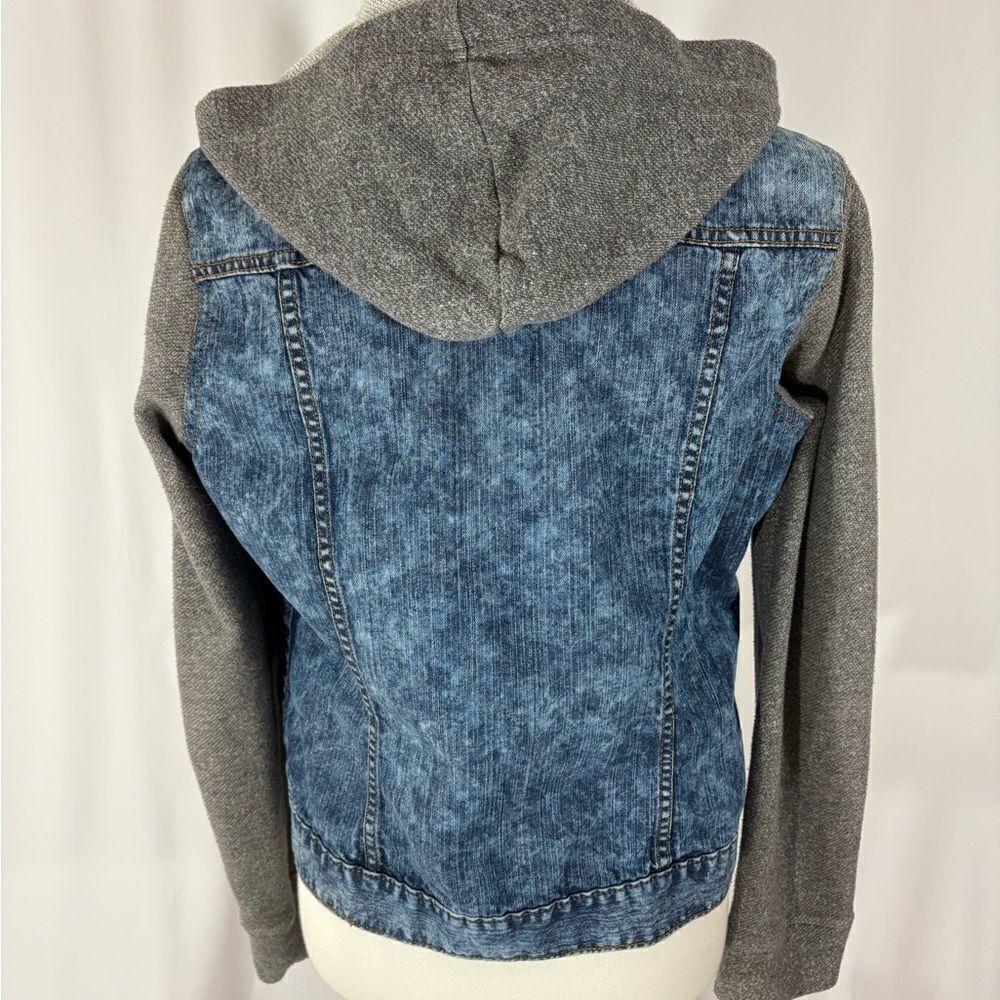 Relativity Hooded Denim Jacket - Picture 4 of 7
